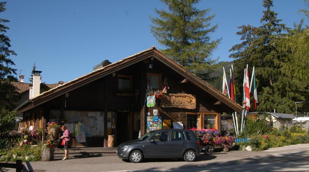 Camping Catinaccio Rosengarten Pozza di Fassa Luaran gambar